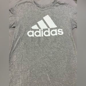 Adidas T-Shirt